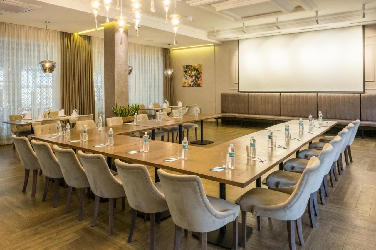 Redling Hotel Odessa Eksteriør billede