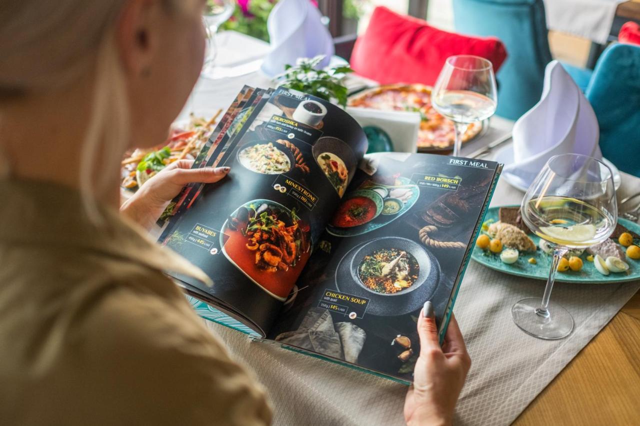 Redling Hotel Odessa Eksteriør billede