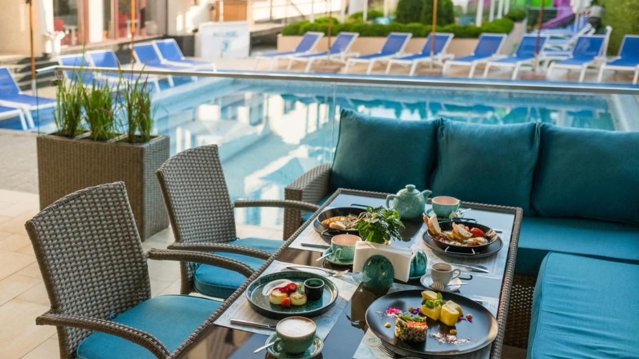 Redling Hotel Odessa Eksteriør billede