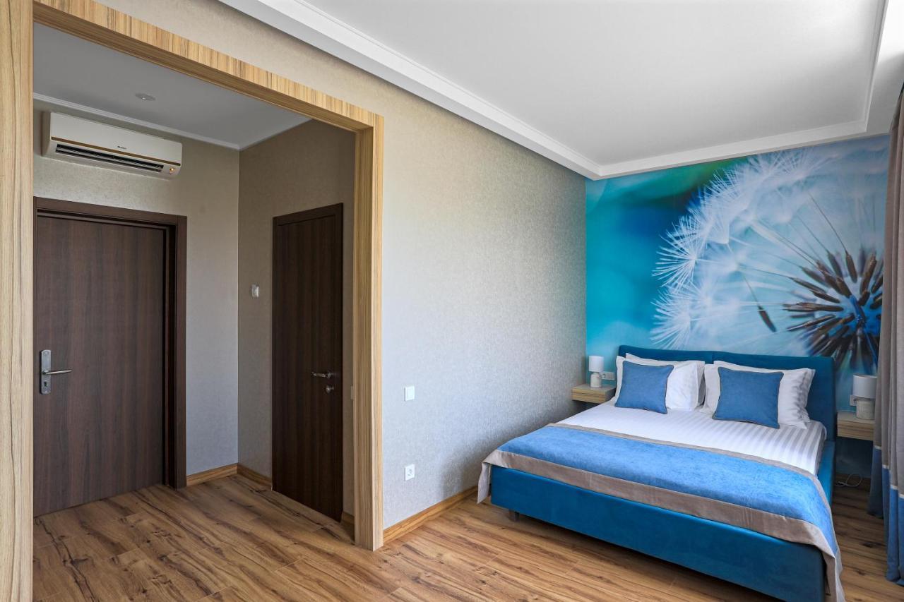 Redling Hotel Odessa Eksteriør billede