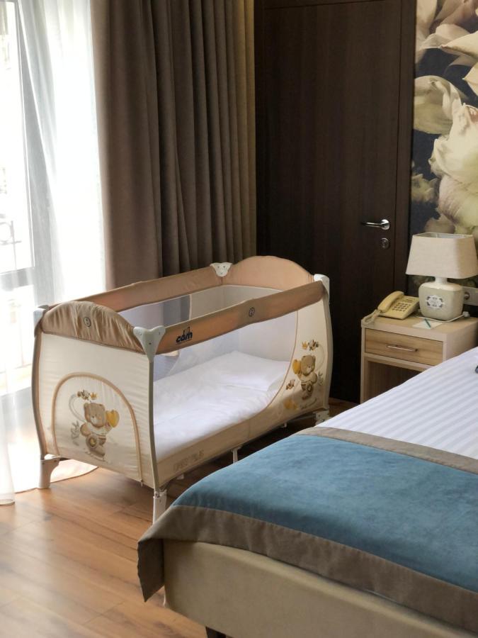 Redling Hotel Odessa Eksteriør billede