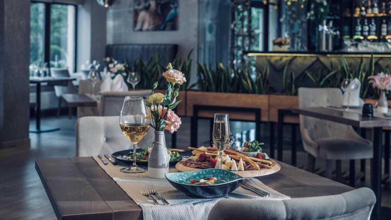 Redling Hotel Odessa Eksteriør billede
