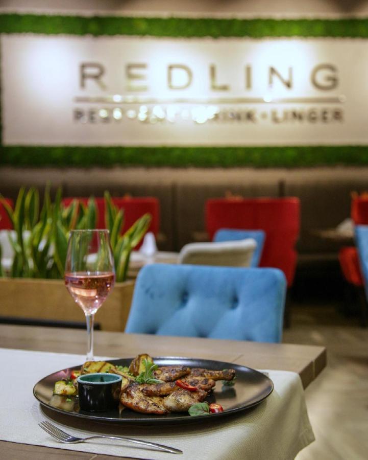 Redling Hotel Odessa Eksteriør billede