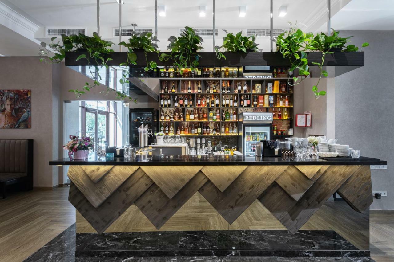 Redling Hotel Odessa Eksteriør billede